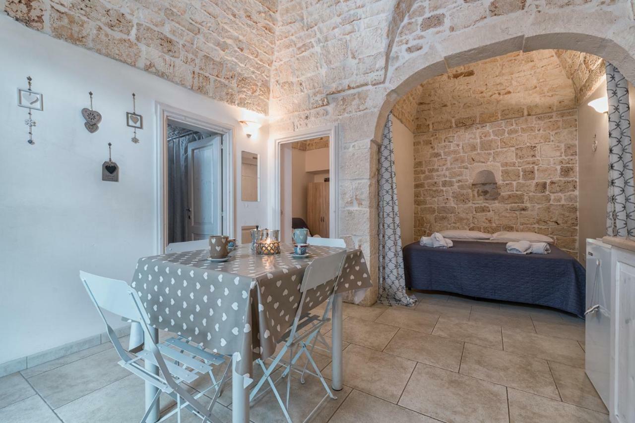 White House Flats & Studios Ostuni Exterior photo